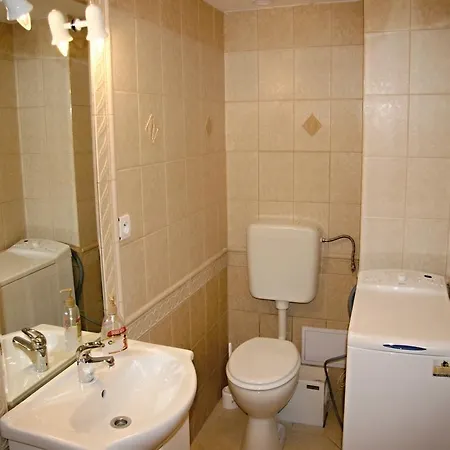 Helena Apartment
